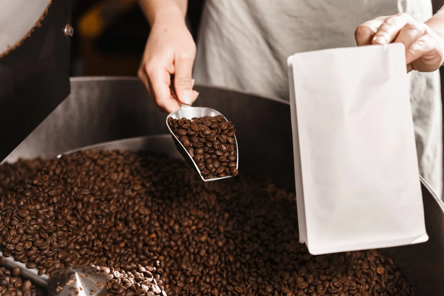 Bags for hermetically sealed coffee packaging