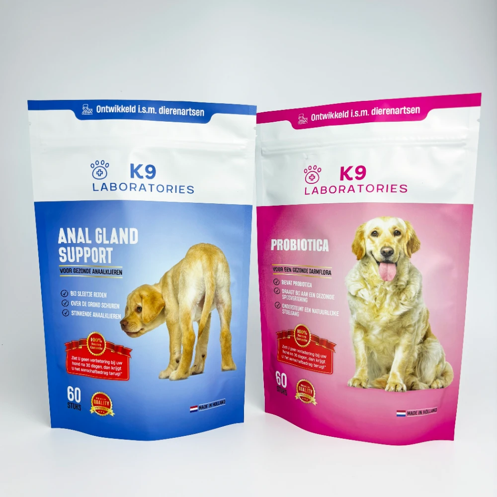 JINYI custom pet food flat-bottom bags produced for Netherlands pet food brand — factory-direct flexible packaging with colour-coded design and structured base